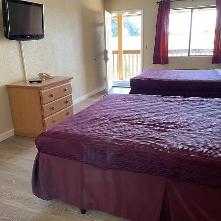 Centralia Inn Bagian luar foto